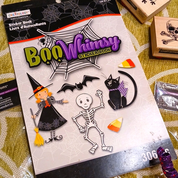 🍂🎃 Halloween Stamp, Sticker, & Party Decorations Set - Picture 2 of 11